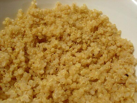 A quinoa egészségi előnyei A quinoa egészségi előnyei