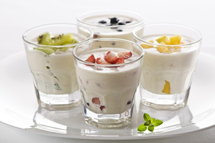Joghurt friss gyümölccsel Joghurt friss gyümölccsel