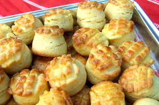 Fél óra alatt megsüthető túrós pogácsa receptje! Túrós pogácsa receptje